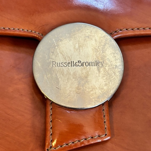 Russell & Bromley Brown Vintage Structured Vinyl Shoulder Bag - Picture 4 of 6